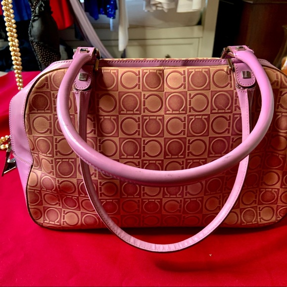 SALVATORE FERRAGAMO LAVENDER GANCINI SHOULDER BAG/PURSE - Picture 4 of 15